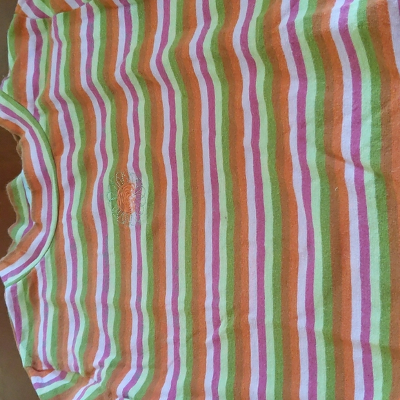 Adorable girls size 5 embroidered top and skort outfit. Purchased in Quebec. - Picture 10 of 10